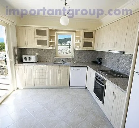 Apartment Royal Heights Residence