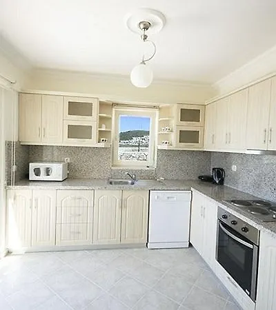 Apartment Royal Heights Residence *
