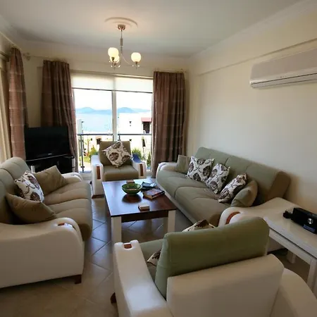 Апартаменты Royal Heights Residence