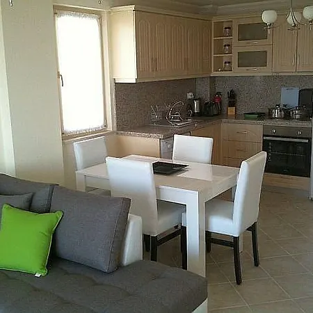 Royal Heights Residence Апартаменты *